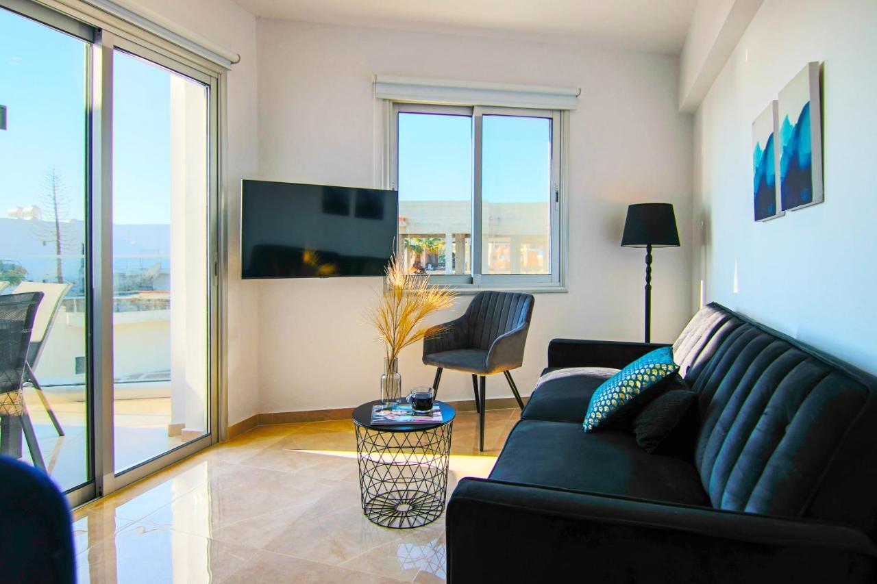 Phaedrus Living Seaside Residence Lighthouse 70 Пафос Экстерьер фото
